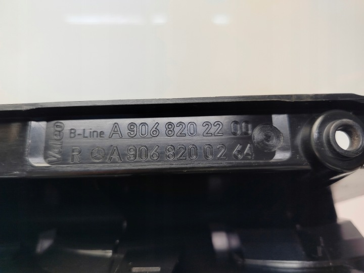 фото №10, Mercedes sprinter 906 06r- фара праве зад права задня a9068202200