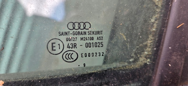 фото №6, Рама скла скло audi a3 8p sportback задня права підйомник