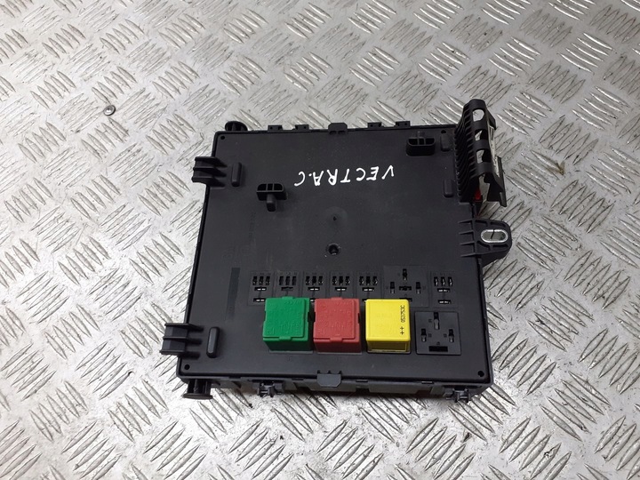 фото №1, Коробка запобіжників vectra c 1.9 cdti 13205778