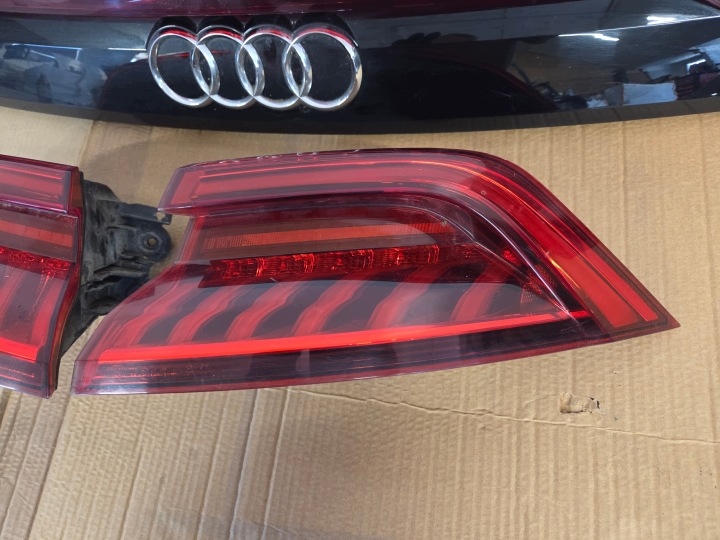фото №8, Audi q8 sq8 rsq8 4m8 передний рестайлинг лампы зад базовый европа