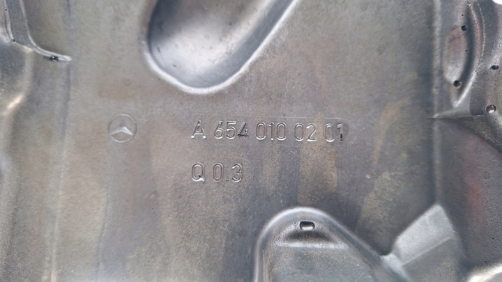 фото №7, Mercedes v klasa w447 рестайлинг 2.0 защита двигателя верхняя