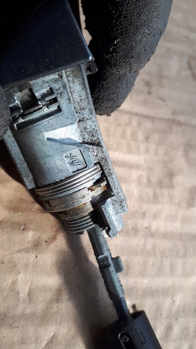 фото №7, S4 b8 рестайлінг a4 вставка ключа двері замок 8t1837167