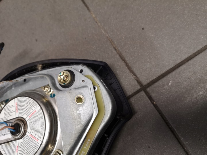 фото №7, Подушка подушка безопасности руль audi a6 c5 тёмно-синяя