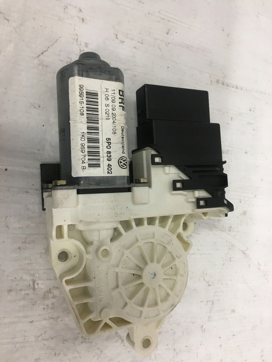 фото №7, Vw touran 03r двигунчик скла правий зад 1k0959704b 5p0839402