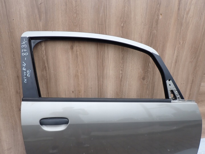 фото №5, Mitsubishi colt 3d рестайлинг 09-12 дверь правая 56d