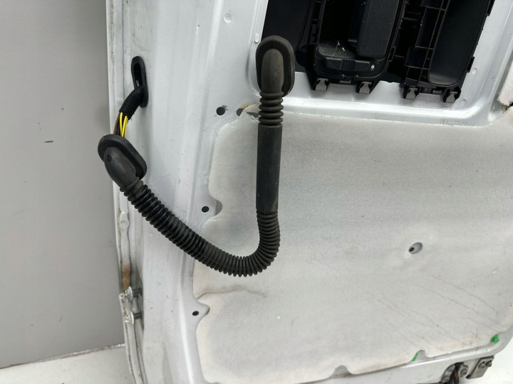 фото №11, Дверь зад правое mercedes vito w447 стекло kompoletne оригинал oem номер 9147 lak