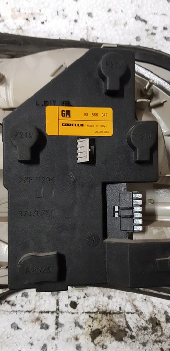 фото №8, Opel vectra b лампа праві + лівий зад задня 90568049 90568047