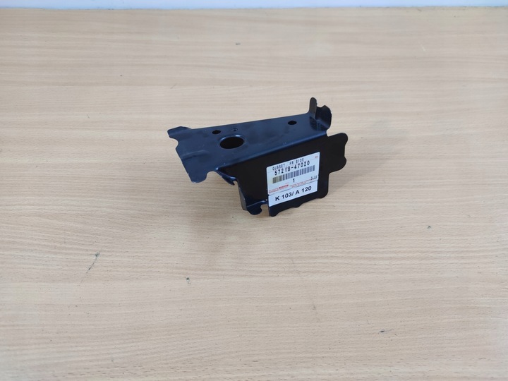 фото №1, Toyota prius правый pas перед отбойник зона 03-09 r