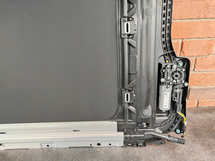 фото №9, Люк стеклянный крыша панорама bmw u06 active tourer