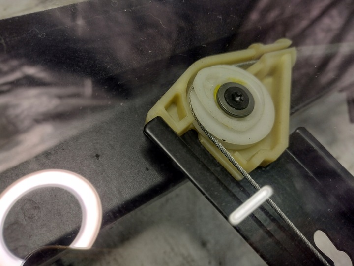 фото №6, Підйомник вікна праві зад audi a4 b6 sedan