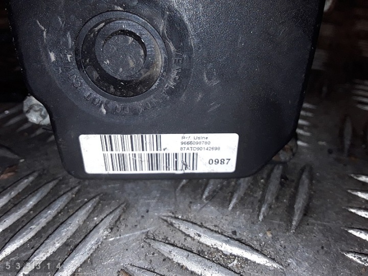 фото №9, 2015 renault kangoo ii модуль abs 1500 9666098780 0265800861