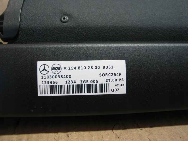 фото №9, Ролета багажника mercedes glc купе a254 c254 x254 22r- a2548102800