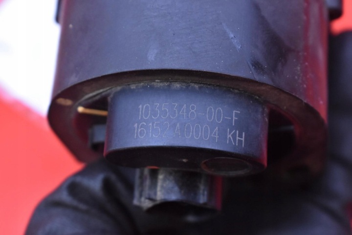 фото №8, Помпа насос циркуляции основний  1035348-00-f tesla модель x 90d 525 km 15-21