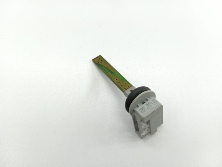 фото №5, Audi a6 s6 c5 4b 2002 датчик температури внутрішньої