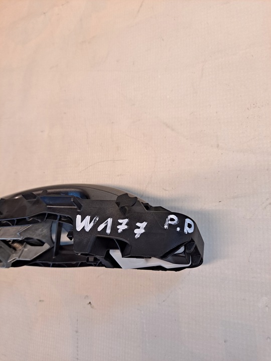 фото №8, Ручка правый перед mercedes w177 европа