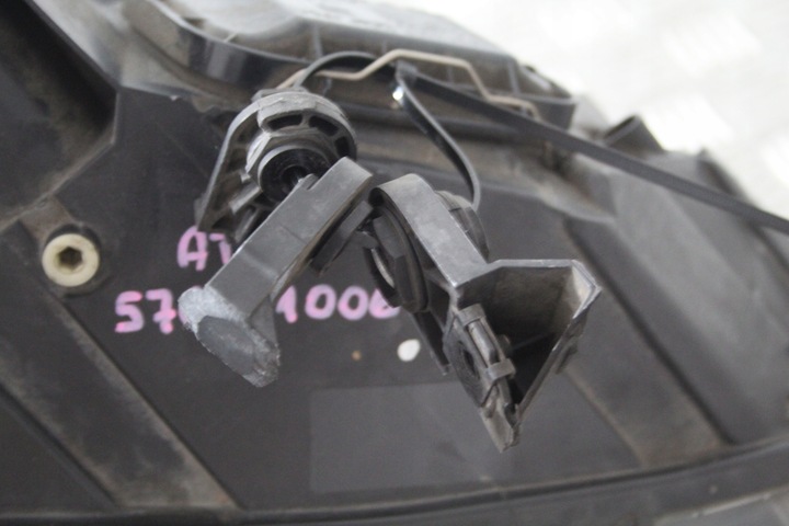 фото №6, Лампа правые перед seat ateca 576941006a