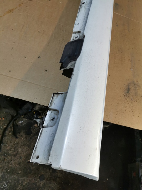 фото №2, Mercedes e-klasa w213 планка порогова накладка поріг лівий amg