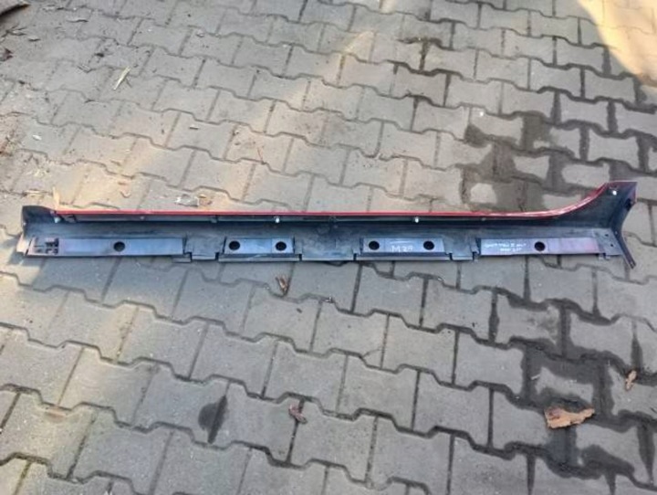 фото №6, M29 toyota yaris iv поріг молдинг порогова права 75850-k0080