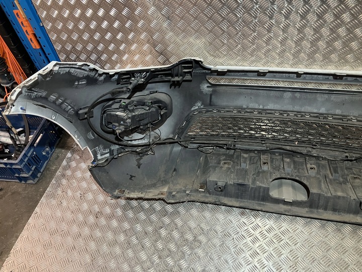 фото №9, Бампер перед комплектний rover discovery sport l550 лак 867