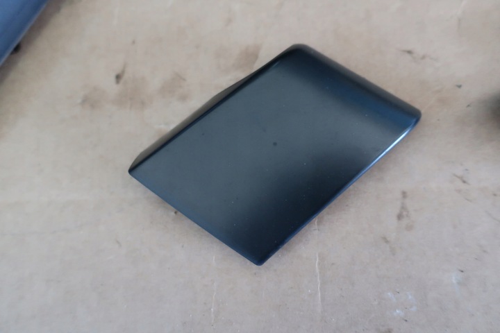 фото №1, Outlander 1 i заглушка защита рейлинг правая средняя 03-6