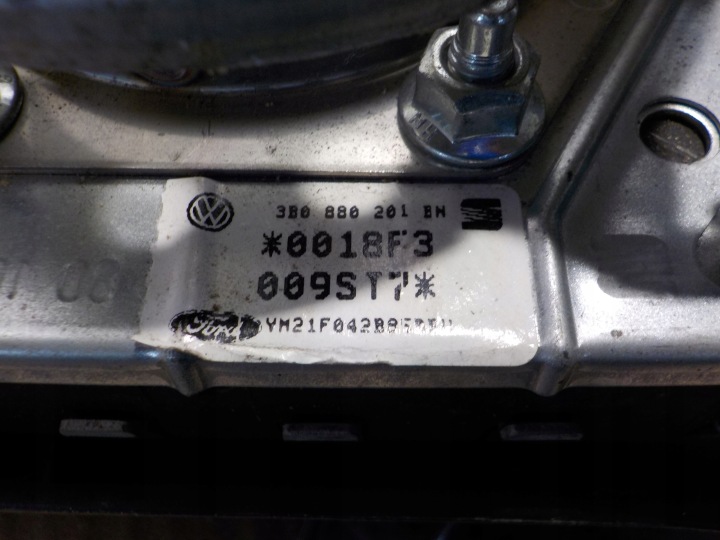 фото №5, Подушка безпеки vw golf iv 0018f3009st7