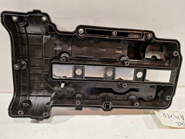 фото №5, Кришка клапанів 55561426 opel astra j a14xer 09-