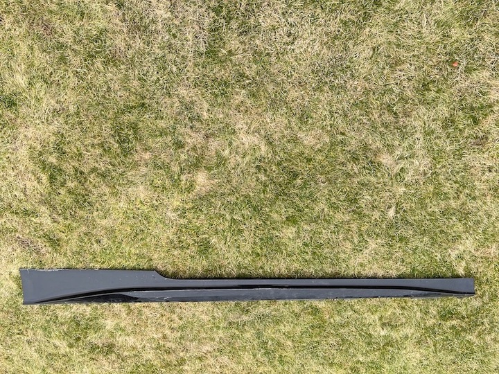 фото №1, A5 8w6 8w7 s-line рестайлинг порог правый накладка пороговая