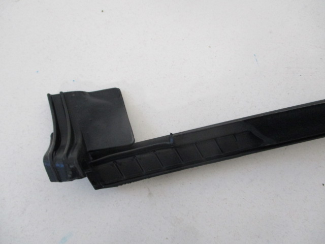 фото №11, Citroen c5 iii x7 прокладка зовнішня двері ліва задня 931178