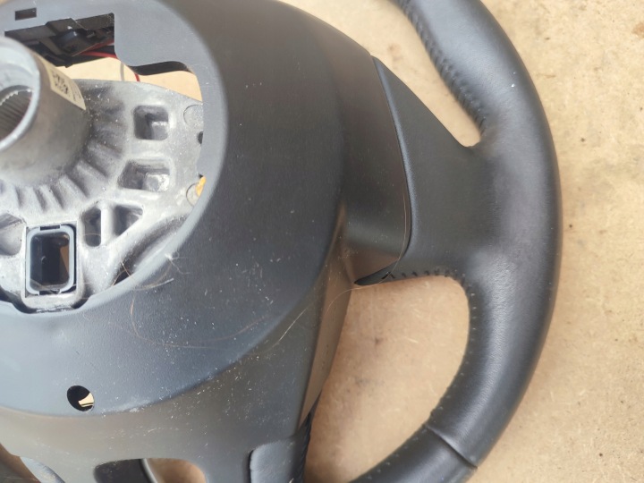 фото №11, Руль кожаный многофункциональная renault scenic iii 09-11