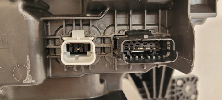 фото №12, Лампа правая перед smart 453 forfour eq a4539069801 260107304r