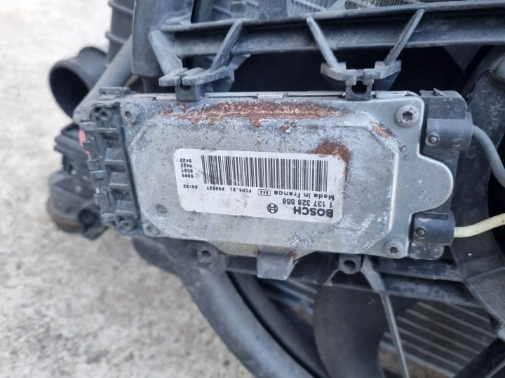 фото №9, Ford focus mk2 комплект радіатор вентилятор 3m5h-8c607-rj 1.6 tdci