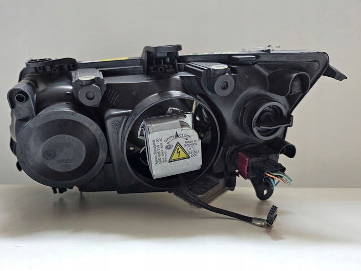 фото №9, Лампа правая передняя saab 9-3 93 ксенон