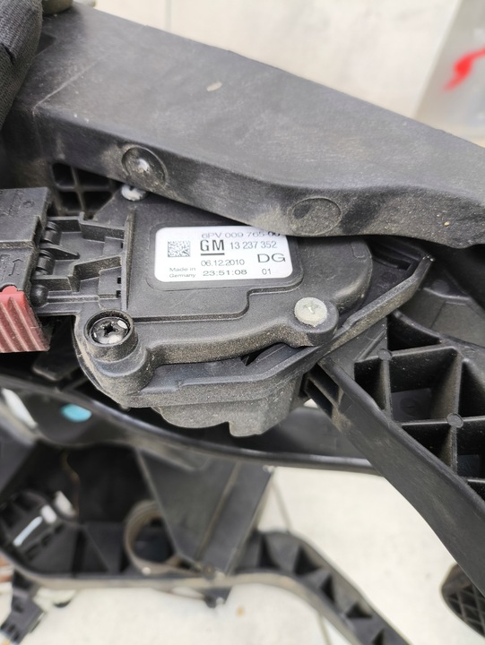 фото №8, Педали педаль газа тормоза opel insignia a 20965058 европа комплект e