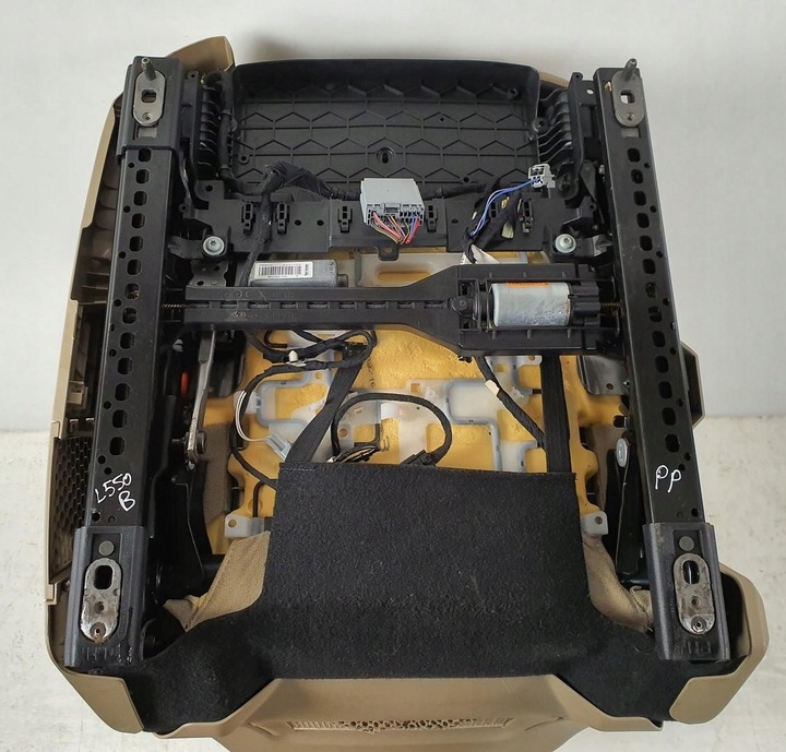 фото №8, Сиденье правые перед land rover discovery sport l550