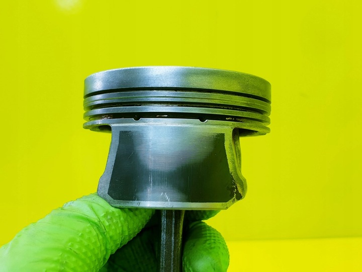 фото №8, Поршень шатун шату́н 116i c3 c4 308 208 207 r55 1.6 vti p813 77l54