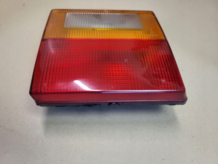 фото №10, Лампа ліва задня лівий зад audi 80 b2 811945225 оригінальний номер європа