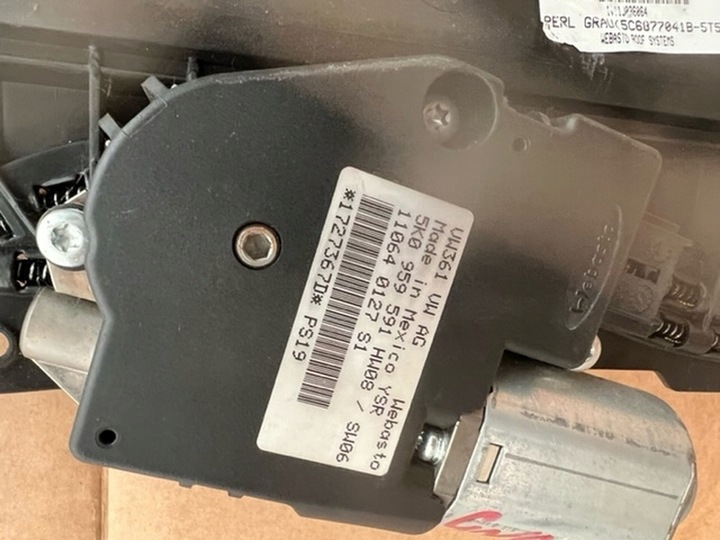 фото №7, Vw jetta 5c6 люк 5c6877041b