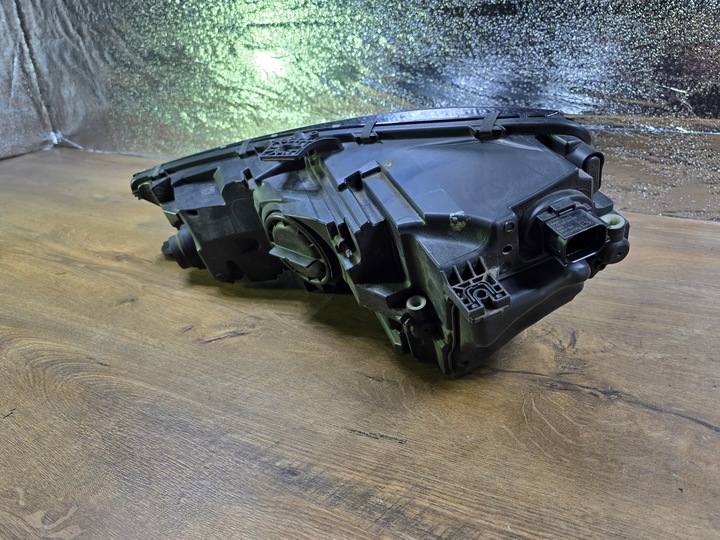 фото №10, Audi a4 b9 8w рестайлінг лампа перед передня права led 8w0941012