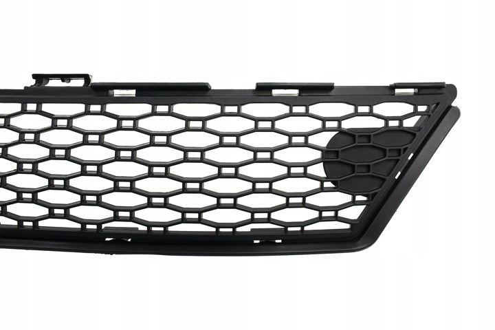 фото №15, Решітка радіатора решітка бампера перед volvo xc70 2008- оригінальний номер 30678691