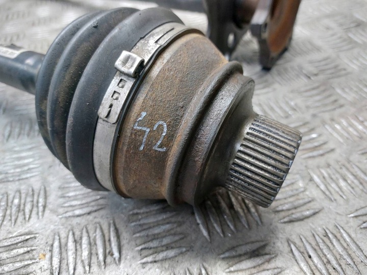 фото №2, Піввісь праві перед автомат audi q5 8r 3.2 fsi 8r0407271c