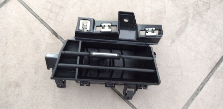 фото №1, Решітка повітропровід renault clio v 687515357r