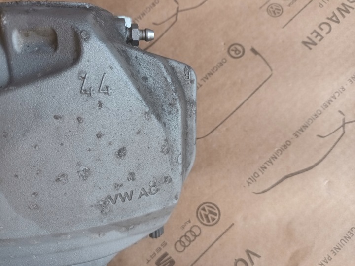 фото №8, Супорт гальмівний перед audi a4 b9 8w a5 2.0 tsfi 8w05bk 8w06bk 72km