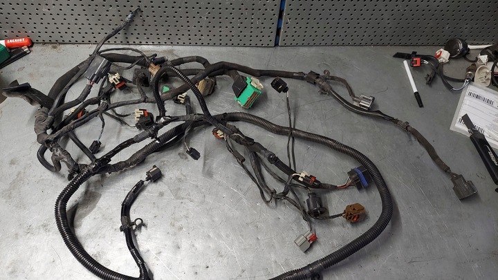 фото №1, Voyager town caravan 11-13r установка ремня перед