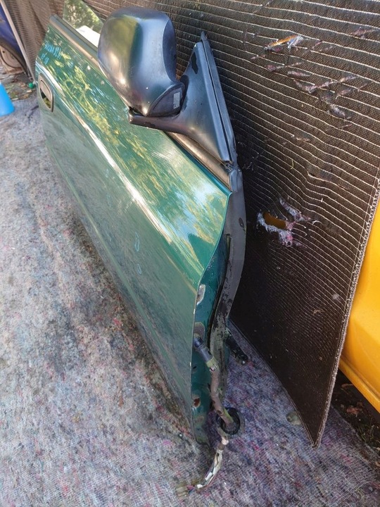 фото №6, Дверь правый перед mazda 323f зеркало