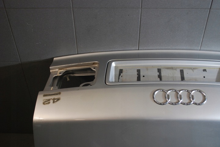 фото №7, Кришка багажника audi a8 d2 ly7w голий