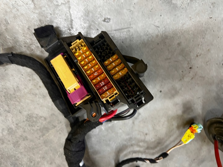 фото №12, Установка джгут електропроводка панелі консолі audi q5