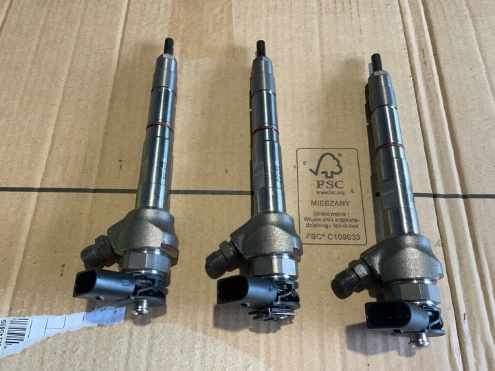 фото №9, Vw audi 2.0 tdi форсунки форсунки 0445110960 05l130277m