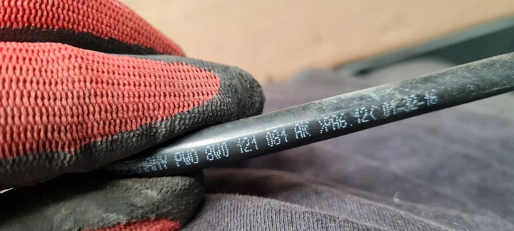 фото №5, A4 b9 8w шланг трубка воды 2.0 tdi 8w0121081ak a5 8w