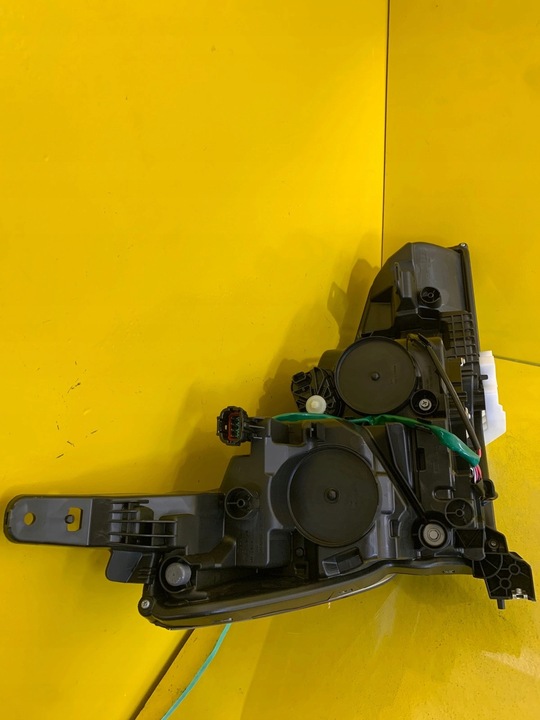 фото №10, Nissan leaf ii ze1 лампи перед повний led ліва права комплект