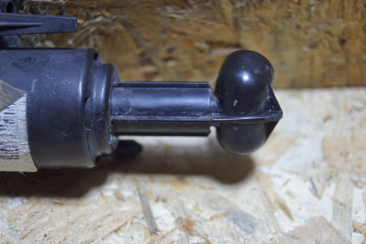 фото №8, Распылитель лампы левый mercedes e w212 a2128600147